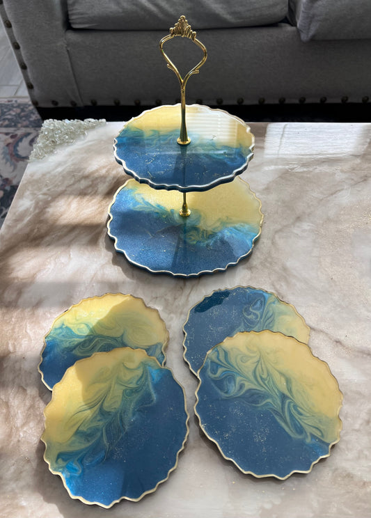 Handmade cupcake holder and coasters set